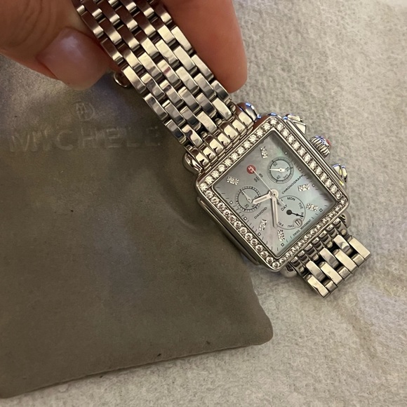 MICHELE Womens Deco wristwatch. 2kts Diamonds - Picture 7 of 10